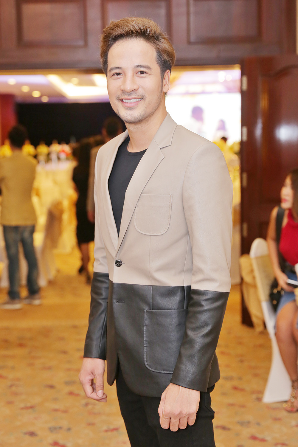 Đoàn Thanh Tài lại cho rằng Lê Minh quá nóng tính và không chắc vợ của đạo diễn có chịu đựng được tính cách này hay không. Nam diễn viên cũng tỏ ra bất ngờ khi đàn anh cưới vợ.