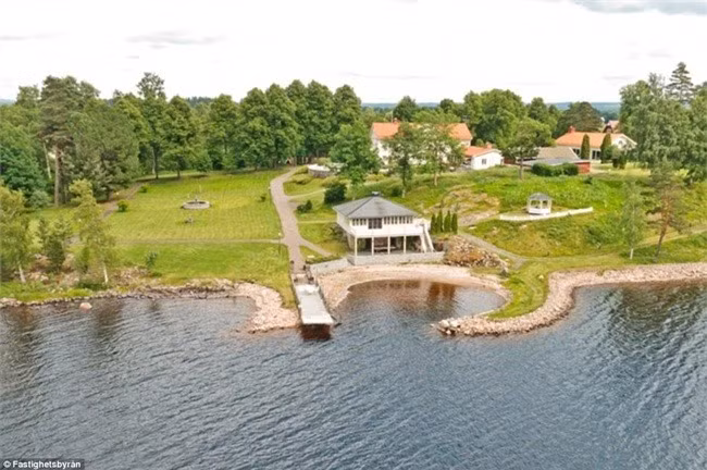 Dinh thu cua huan luyen vien truong tuyen Philippines gap Viet Nam