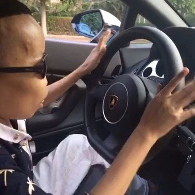 Tuy nhiên không lâu sau, một tài khoản cá nhân có tên Ngư Muội đã "bóc phốt" chàng trai xấu xí này chỉ là nạn nhân của chiêu trò nhằm gây sự chú ý trên mạng xã hội để bán hàng online.