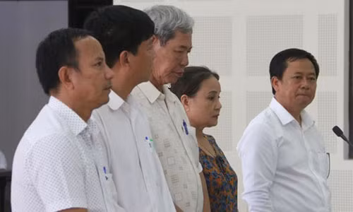 Dai an buon lau tram ty: Chi cuc truong Hai quan cung dinh liu