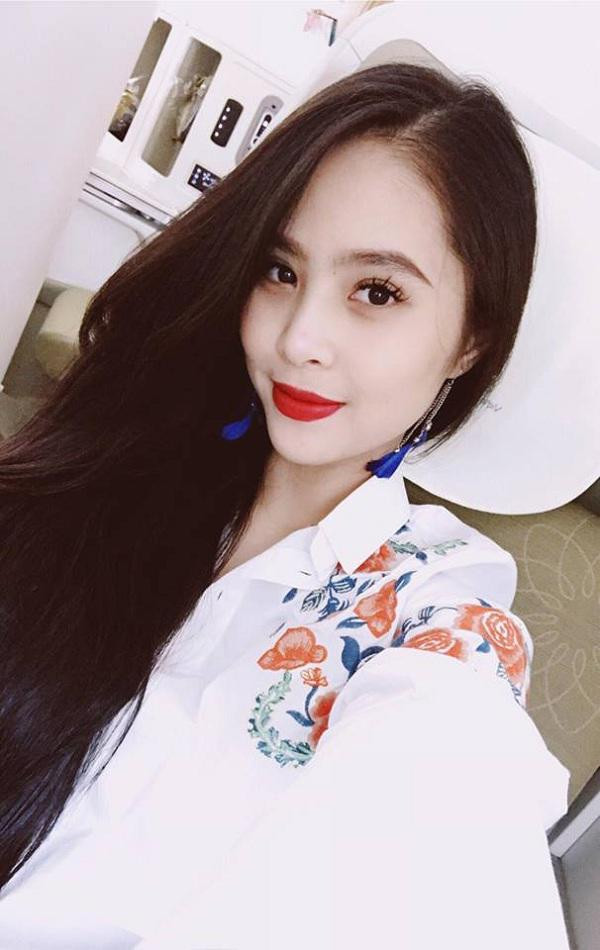 Thời gian gần đây Kiều Anh rất thon thả đặc biệt là khuôn mặt góc cạnh.