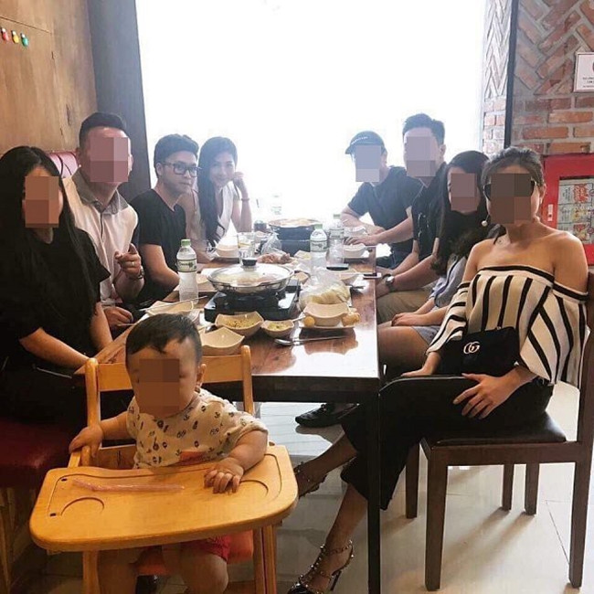 Á hậu Tú Anh là cái tên không còn xa lạ với những người hâm mộ các cuộc thi sắc đẹp. Cô là Á hậu Việt Nam năm 2012, gây ấn tượng bởi vẻ đẹp mong manh, dịu dàng. Đường tình ái của người đẹp sinh năm 1993 từng trải qua nhiêu tin đồn hẹn hò với Noo Phước Thịnh, doanh nhân Phillip Nguyễn...