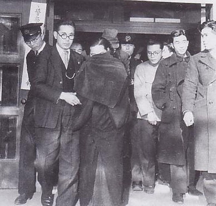 12. Bà đỡ đẻ người Nhật Miyuki Ishikawa có thể đã sát hại tới 169 sinh linh. Bà ta là giám đốc bệnh viện phụ sản Kotobuki vào thập niên 1940. Bà quyết định giết hại trẻ sơ sinh của những cặp vợ chồng không đủ tiền nuôi con mà quỹ nhân đạo thì không đủ.