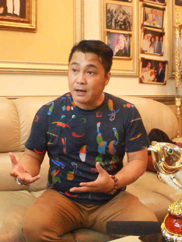 Ly Hung tam su chuyen 