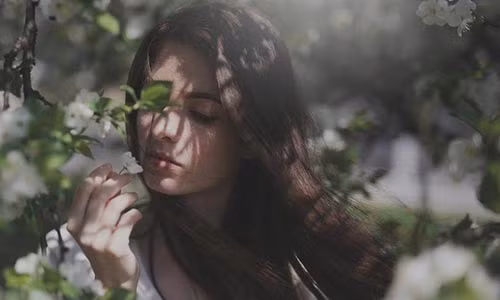 Dang sau mot nguoi dan ong noi yeu vo