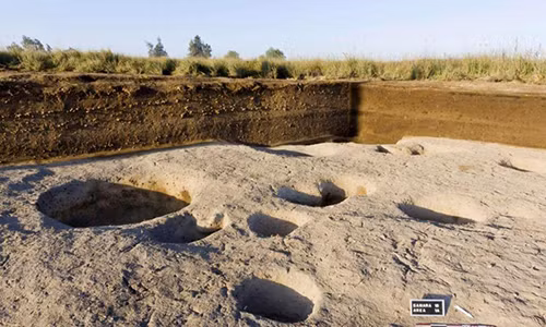 He lo khu vuc lau doi hon ca kim tu thap co nhat o Ai Cap