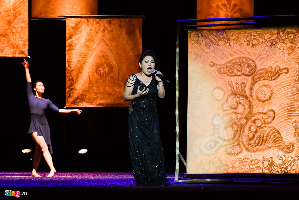 Siu Black de nghi giau ten khi di hat tro lai