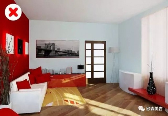 Sử dụng màu sắc quá nổi bật Việc sử dụng những màu sắc nổi bật quá nhiều khiến chúng không thể hiện được hết những chức năng tối ưu của nó. Chọn những tông màu cơ bản là chủ đạo và nếu muốn chọn màu sắc sặc sỡ nào đó thì nó không nên chiếm quá 30% diện tích của căn phòng.