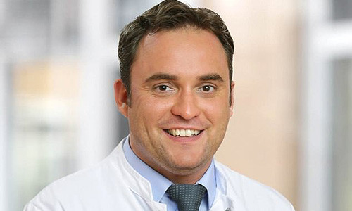 Bac si bien thai boi ma tuy len “cau nho” de nguoi tinh sung hon