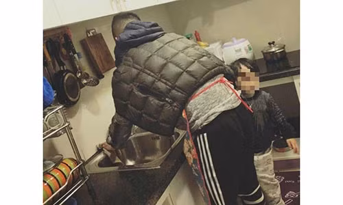 10 năm đánh đổi cả thanh xuân, giờ người vợ trẻ đã có một người chồng như ý