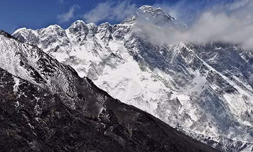 Trong năm nay, Nepal sẽ khảo sát lại chiều cao đỉnh Everest vốn là chủ đề bất đồng giữa hai bên.