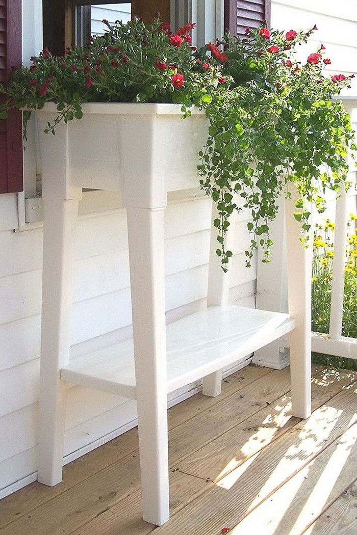 Bạn nên đặt mẫu khay này ở nơi có nhiều ánh sáng như hiên nhà hoặc gần cửa sổ.