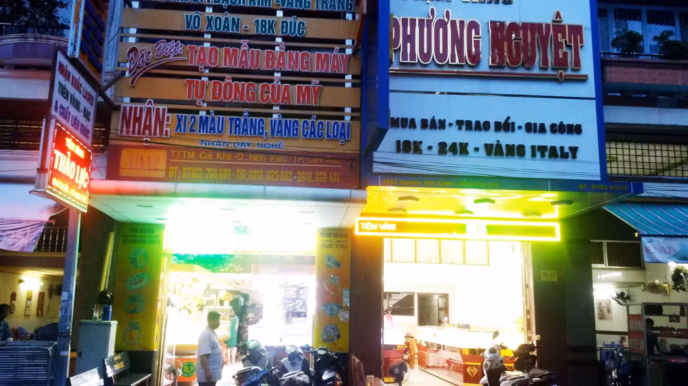 Doi 100 USD bi phat 90 trieu dong: Xu ly tang vat the nao?-Hinh-2