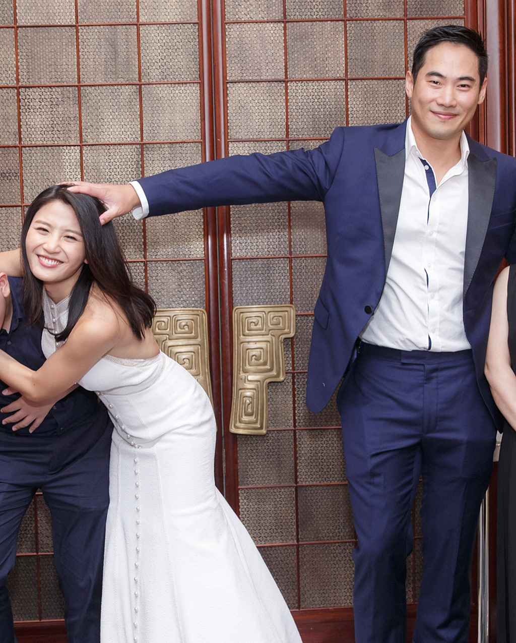 Người đẹp TVB hạnh phúc khi tìm được bến đỗ mới sau những năm tháng ở ẩn vì scandal. “Lễ cưới không xa hoa nhưng ấm cúng. Quan trọng là tôi cảm thấy hạnh phúc”, cô nói.