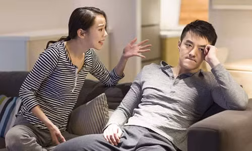 Cay cu vi vo dua yeu sach mac ca chuyen goi chan