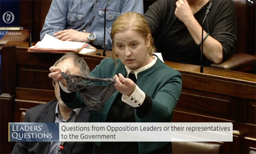 Phien toa dung quan lot lam bang chung benh vuc ke cuong hiep