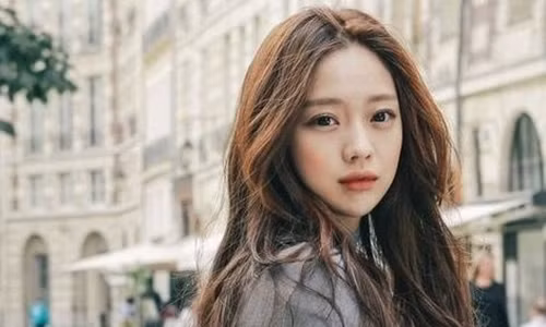 Con gái sinh ra là để được nâng niu, không phải để người khác giận hờn.