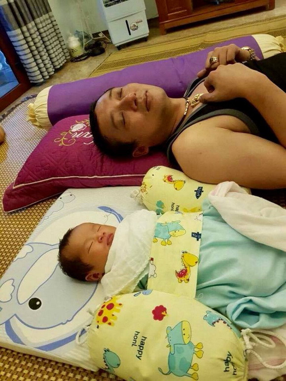 Từ khi có con trai ở tuổi 43, nam danh hài dành nhiều thời gian cho gia đình hơn.