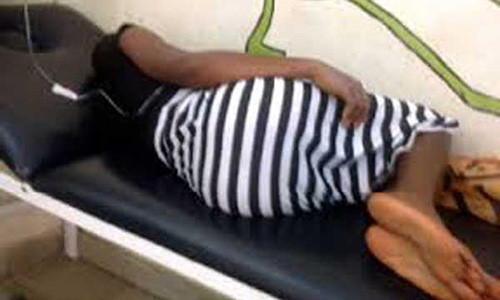 Dù có thai 4 tháng nhưng nạn nhân vẫn bị hãm hiếp tập thể tới ngất xỉu.