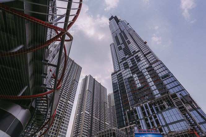 "Khi hoàn thành, tôi nghĩ nơi đây hứa hẹn trở thành một điểm đến mới cho khách du lịch ngắm Sài Gòn từ trên cao", Chị Nguyễn Linh- ngụ quận Bình Thạnh, chia sẻ.