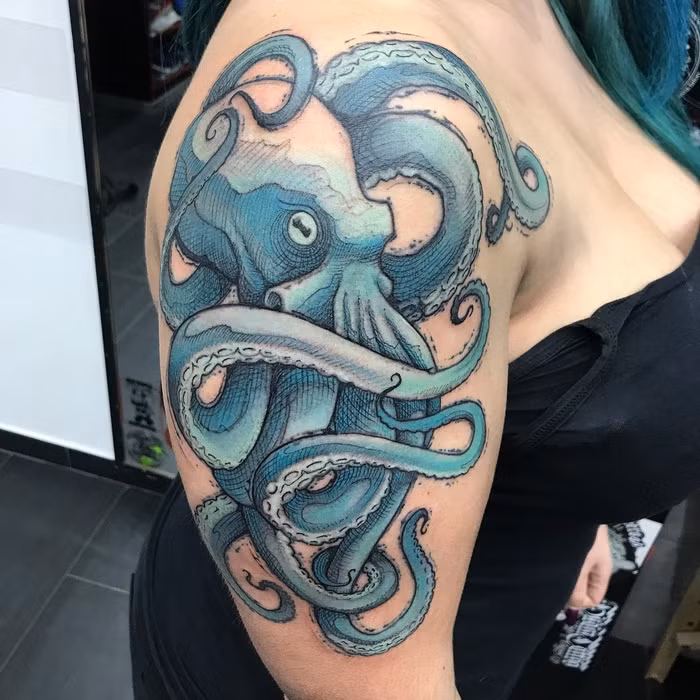 Hình xăm bạch tuộc Chỉ cần tậu cho mình hình xăm bạch tuộc như này cũng đủ đem lại sự bí ẩn cũng như quyến rũ tới bất ngờ cho cô nàng cá tính.