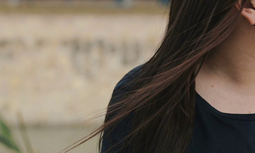 Nu giao vien dong tinh bi bat vi quan he suot 3 nam voi hoc sinh