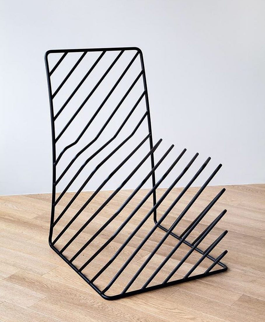 Chiếc ghế siêu tối giản.