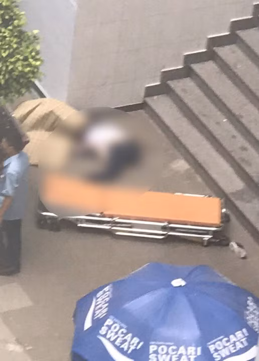 Hiện trường nơi nữ sinh viên nhảy lầu tự tử - Ảnh: Thu Hà