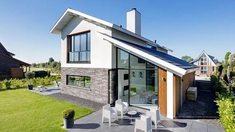 Ấm áp dưới ánh mặt trời Một hiên nhà rộng mở ngập tràn ánh nắng chính là không gian thư giãn hoàn hảo, đặc biệt phù hợp tại những nơi có khí hậu ít mưa.