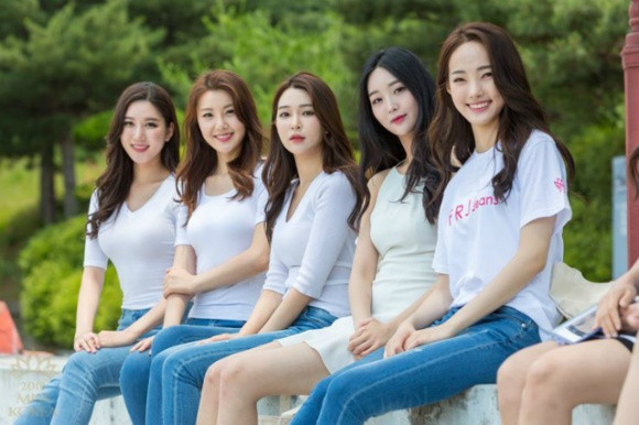 Theo dư luận Hàn Quốc, chất lượng thí sinh dự thi Hoa hậu Hàn Quốc những năm gần đây đang ngày càng xuống dốc. Nhiều thí sinh thậm chí được cho là không đạt được tiêu chuẩn xinh đẹp cơ bản nhất xứ Hàn.