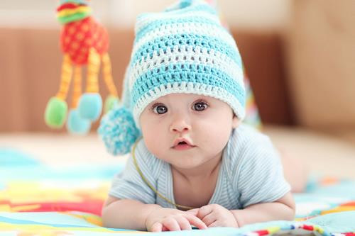 Nhung cai ten nen va khong nen dat cho be sinh nam 2019