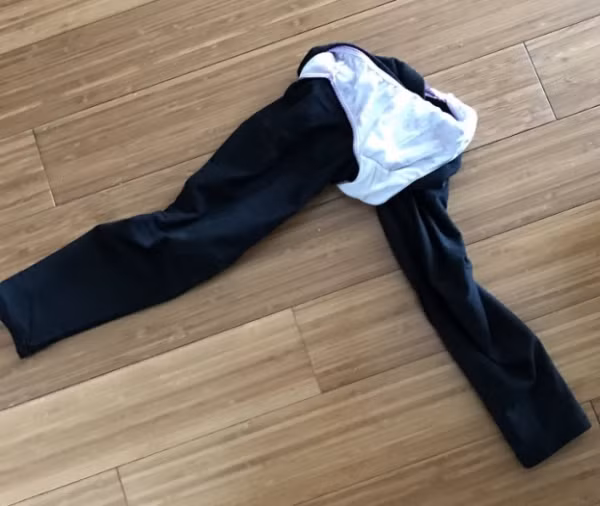 Nuôi dạy con người nhỏ xíu tóm tắt trong một bức ảnh.