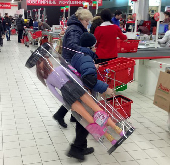 Từ nay có bạn chơi cùng rồi nhé.