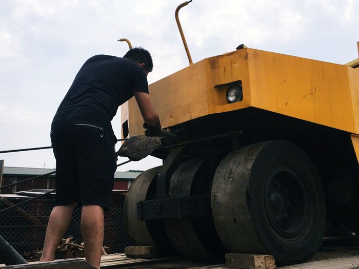 Tài xế Hoàng Hải Hoan (SN1983, Hà Nội). Ảnh Nhật Linh