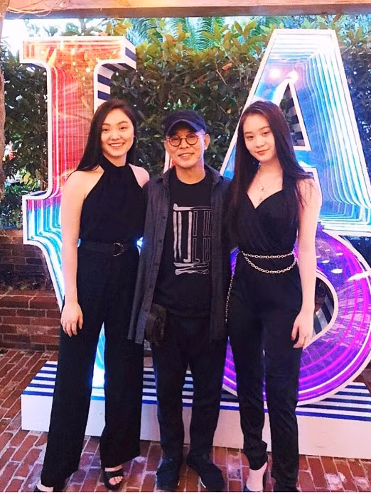 Ly Lien Kiet bat ngo khoe anh hai co con gai xinh nhu sieu mau