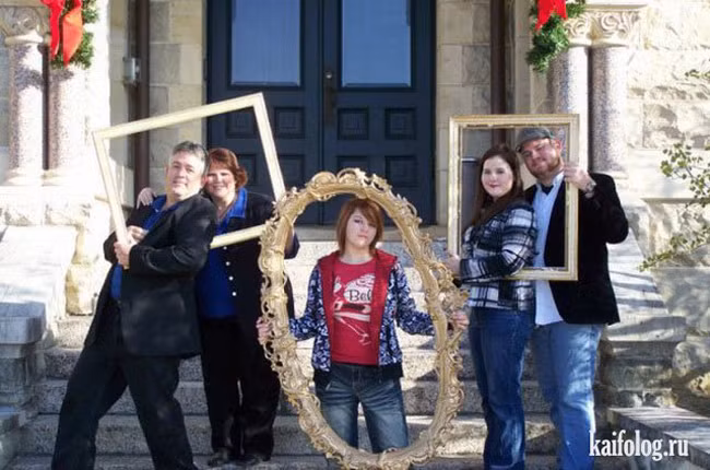 Mỗi người một khung hình khỏi tranh giành nhau.