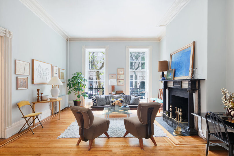 Trần nhà cao tới 3,6m cũng góp phần đáng kể vào việc gia tăng không gian cho căn nhà.