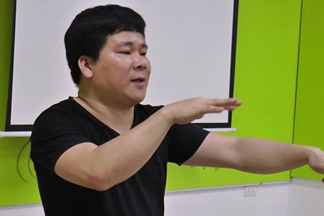 Đối tượng Nguyễn Xuân Thu livestream giới thiệu sản phẩm Vinaca.