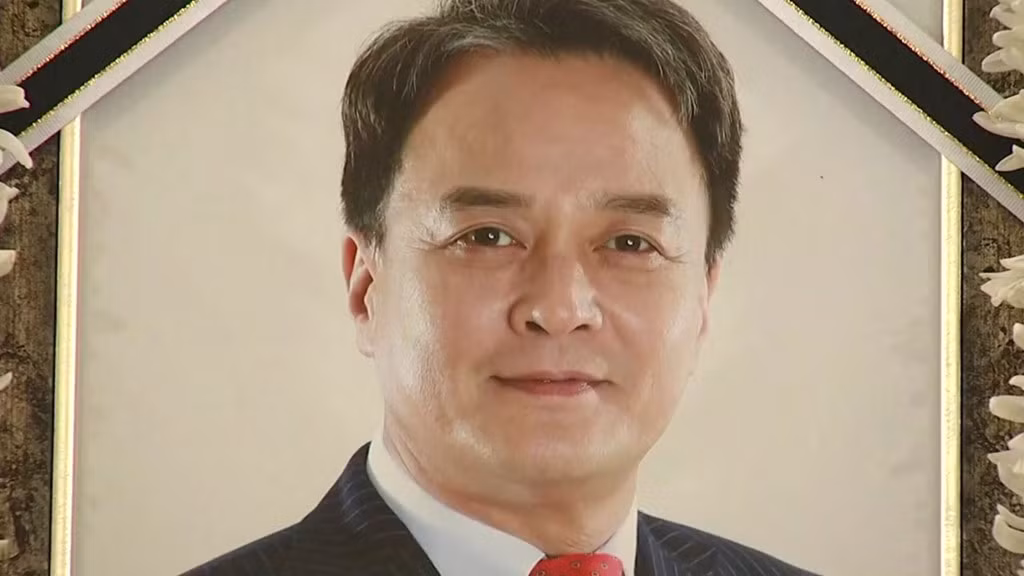 Dù biết "nghĩa tử là nghĩa tận", dư luận Hàn Quốc vẫn khó tha thứ cho Jo Min Ki. Ảnh: Ytn.