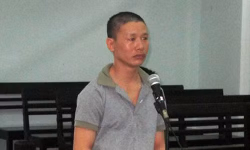 Bị cáo tại tòa.