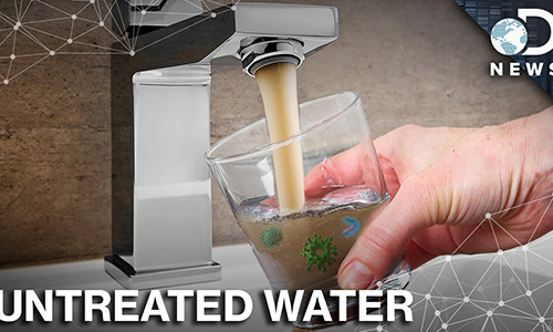 Trong khi đó, các chuyên gia y tế khuyến cáo biết sự quan tâm “quá mức” đối với nước uống thô có thể lan truyền những thông tin sai lệch gây nguy hiểm cho sức khỏe cộng đồng.