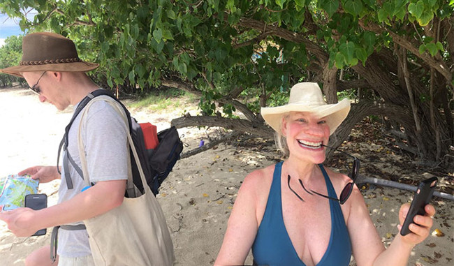 Sửa kiểu gì mà ra người "ngoài hành tinh" thế này.