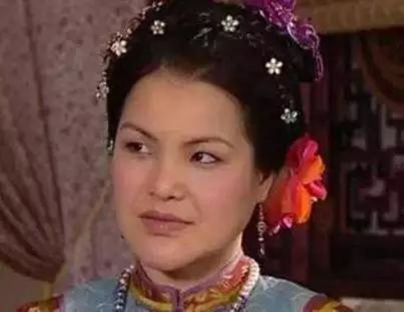 Cuoc song le bong o tuoi 51 cua nu dien vien xau nhat TVB-Hinh-2