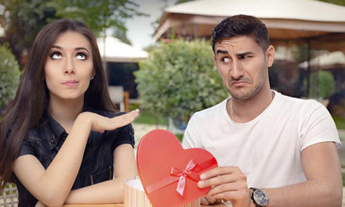 Nhung do dung dang pha phong thuy gia dinh khien vo chong luc duc