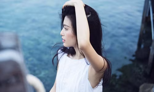 Phụ nữ có chồng cứ phải đẹp, phải sang, phải khiến đàn ông khác ngoái nhìn mỗi khi ra đường để không cần giữ chồng vẫn 'ngoan' - Ảnh minh họa: Internet