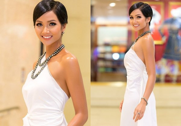 Liệu rằng, cô đang thực hiện "trưng cầu ý dân" để biết được đâu là hình ảnh, phong cách phù hợp nhất, đâu là tiêu chuẩn đẹp dành cho số đông?