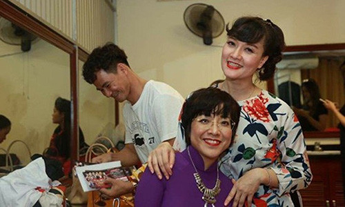 Thảo Vân và Vân Dung là những đồng nghiệp thân thiết.