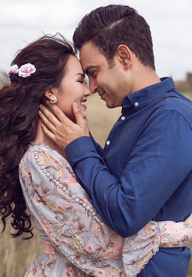 Vo Ha Tram cong khai ban trai doanh nhan la nguoi An Do