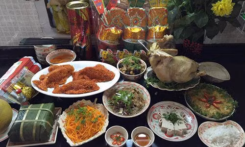 Ngày 23 tháng Chạp hàng năm theo phong tục của người Việt là ngày cúng ông Công, công Táo hay còn gọi là Tết Táo quân.