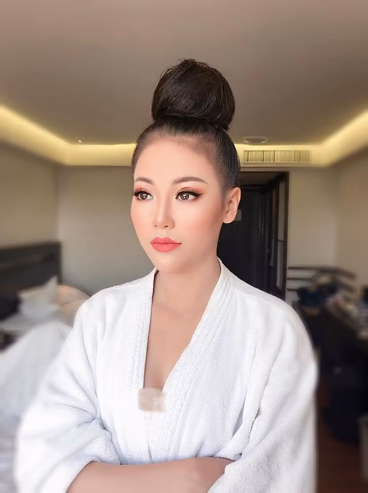 Nhan sắc mặn mà và quyến rũ thay đổi thấy rõ theo thời gian của Phương Khánh.